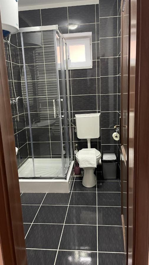 Orange House Apartment Timisoara Luaran gambar
